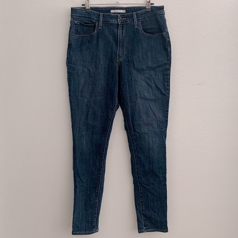 Levi’s 721 Super Skinny Jeans
